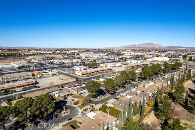 Detail Gallery Image 39 of 40 For 14247 Canterbury Dr, Victorville,  CA 92395 - 2 Beds | 2 Baths