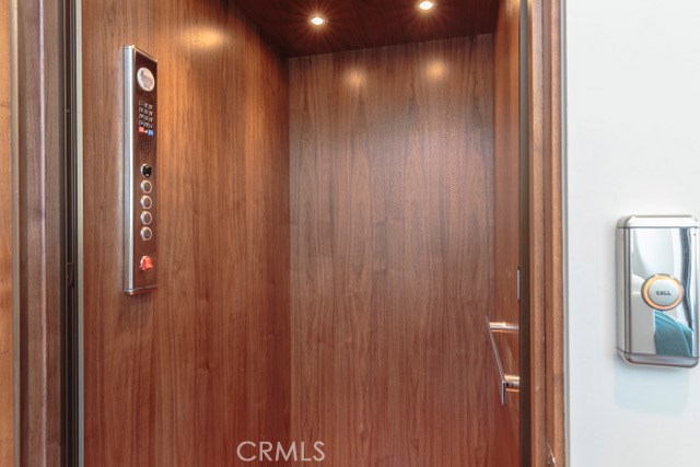 521 Gertruda, Redondo Beach, California 90277, 3 Bedrooms Bedrooms, ,3 BathroomsBathrooms,Residential,Sold,Gertruda,PV17159971