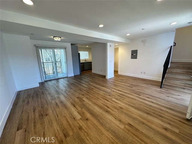 Image 2 for 1271 W 39Th Pl, Los Angeles, CA 90037