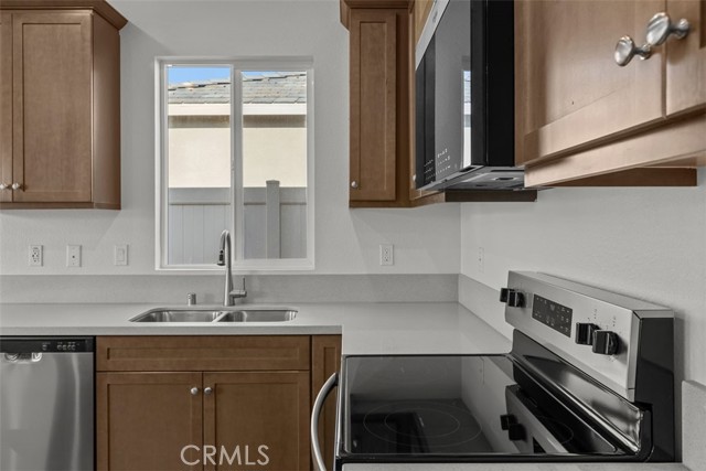 19952 Paintbrush Drive, Riverside CA: https://media.crmls.org/medias/03e9d5c0-d417-4b20-96fe-6597e1c24f7a.jpg