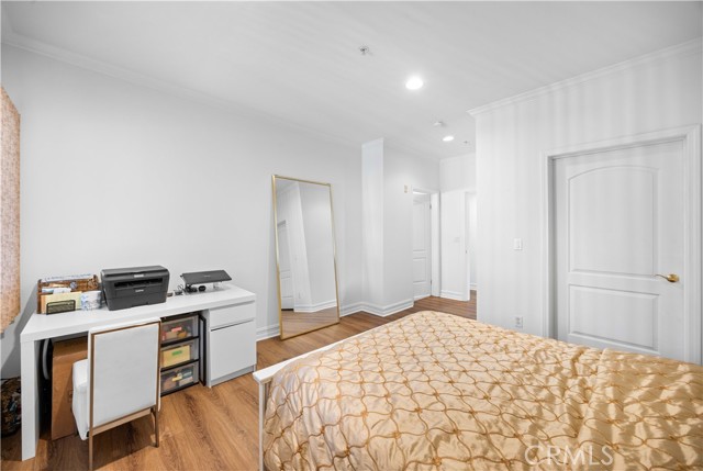 Detail Gallery Image 15 of 19 For 565 E San Jose Ave #204,  Burbank,  CA 91501 - 2 Beds | 3 Baths