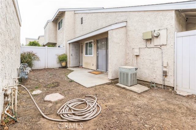 Detail Gallery Image 24 of 40 For 1377 N Elderberry Ave, Ontario,  CA 91762 - 2 Beds | 1 Baths