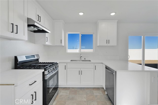 Detail Gallery Image 10 of 42 For 10110 Kemper Ave, Adelanto,  CA 92301 - 4 Beds | 2/1 Baths