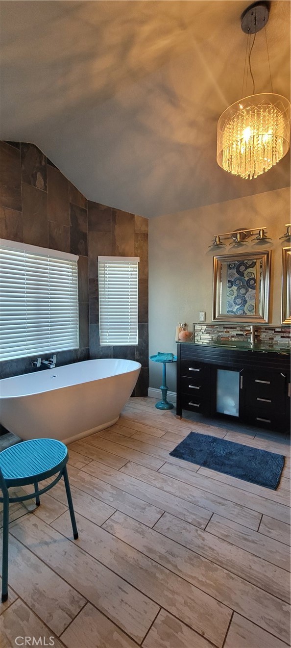2531 Independence Way, Corona CA: https://media.crmls.org/medias/03eb3ced-014f-4a6d-a872-4c840711e5b6.jpg