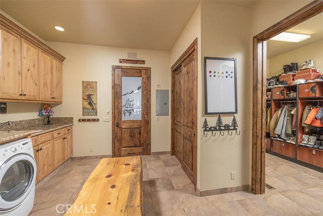 Detail Gallery Image 54 of 74 For 42143 Switzerland Dr, –,  CA 92315 - 7 Beds | 6/1 Baths