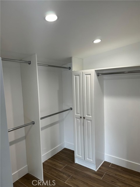 Detail Gallery Image 9 of 18 For 6439 1/2 Graves Ave, Lake Balboa,  CA 91605 - 0 Beds | 1 Baths