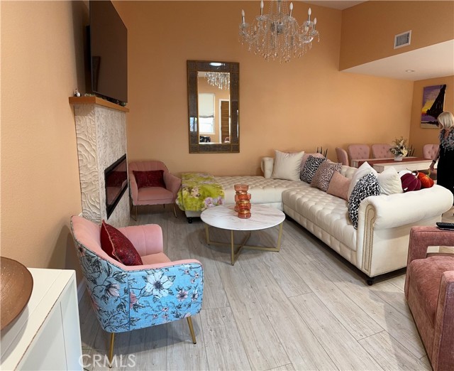 Detail Gallery Image 7 of 20 For 13320 Del Monte Dr M15 9g,  Seal Beach,  CA 90740 - 2 Beds | 2 Baths