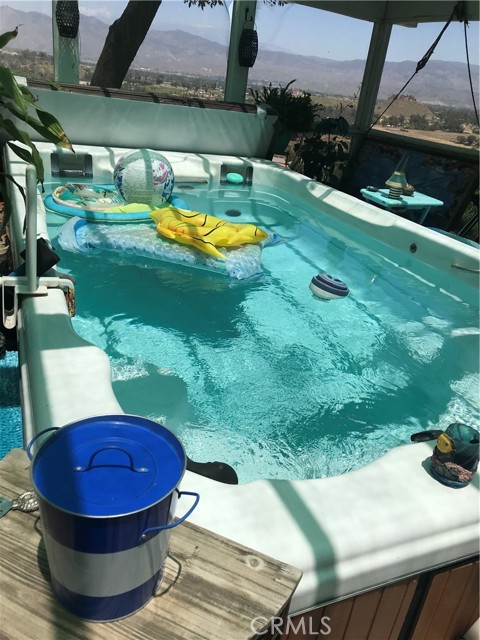 28291 Vista Del Valle, Hemet CA: https://media.crmls.org/medias/03ed4efe-c770-44a3-837a-11a5387f90ce.jpg