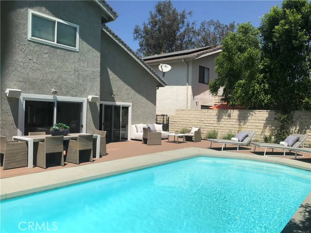 5714 Vantage Avenue, Valley Village CA: https://media.crmls.org/medias/03ed979b-75f3-4624-bfeb-128cd33c8a90.jpg