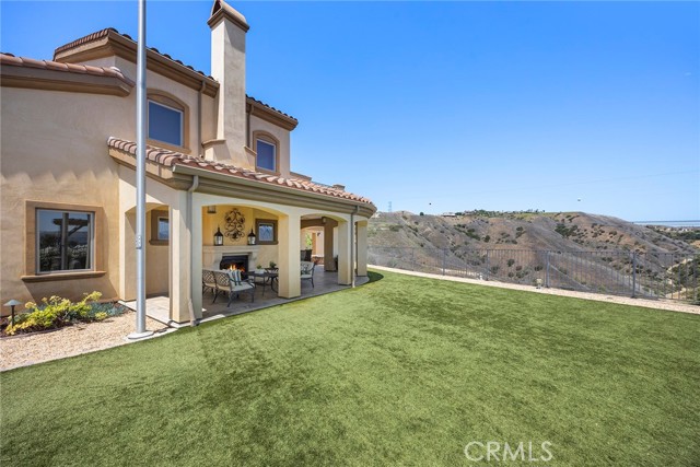 21925 Heatheridge Drive, Yorba Linda CA: https://media.crmls.org/medias/03edabdc-3e8d-43dd-a5dd-7e461005abf3.jpg