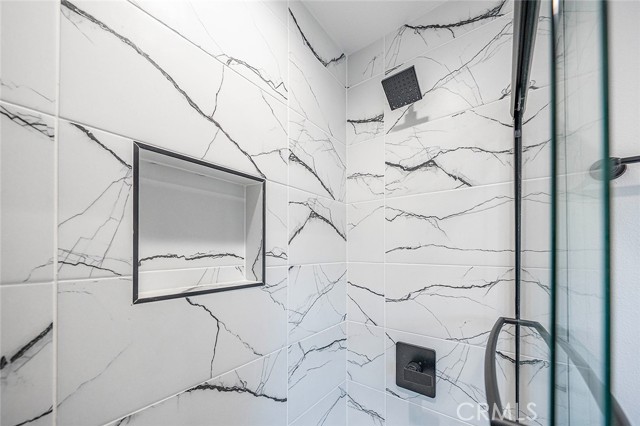 Detail Gallery Image 15 of 29 For 6747 Pickering #B,  Whittier,  CA 90601 - 3 Beds | 2/1 Baths