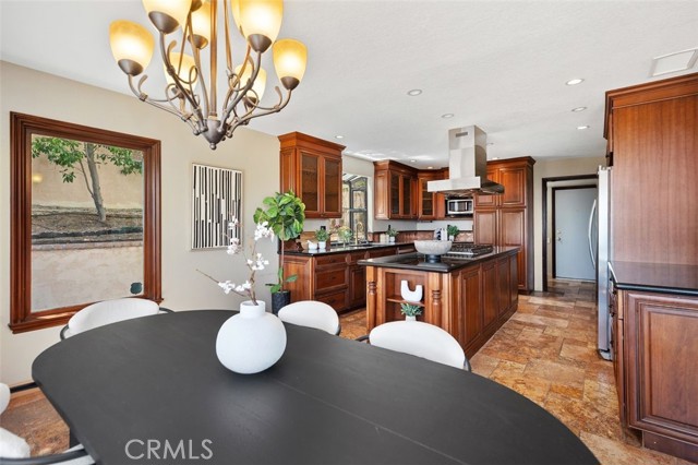 6150 E West View Drive, Orange CA: https://media.crmls.org/medias/03ede9e5-d34e-4947-97b5-0dc01039b338.jpg
