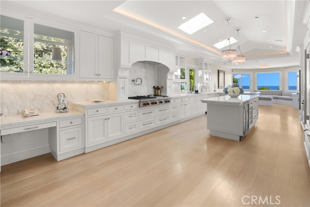 Beautifully Appointed Kitchen Beautifully Appointed Kitchen