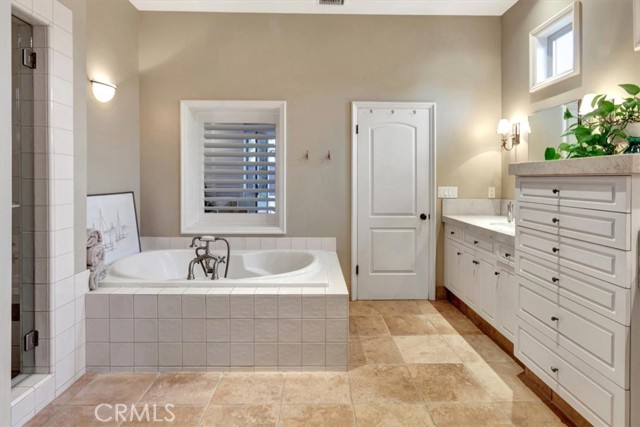 Detail Gallery Image 20 of 30 For 2501 Margaret Dr, Newport Beach,  CA 92663 - 5 Beds | 3/1 Baths