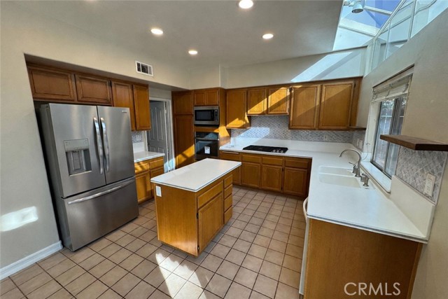 Detail Gallery Image 7 of 35 For 24362 Lenox Ln, Murrieta,  CA 92562 - 4 Beds | 3 Baths