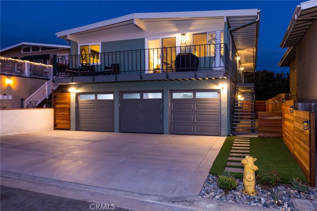 211 Avenida Serra #C