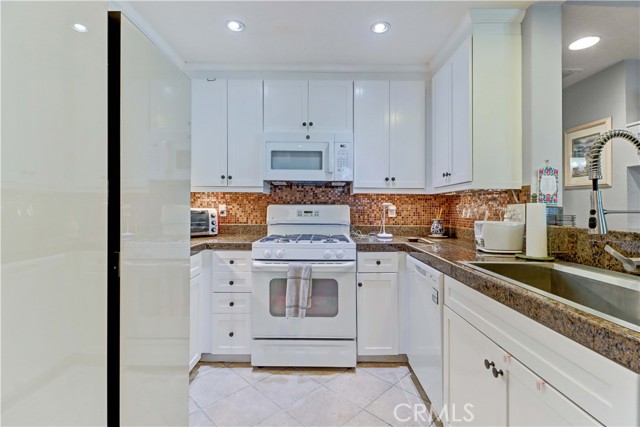 Image 8 of 33 For 23412 Pacific Park Drive 30a