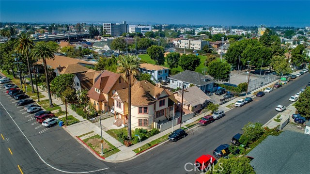 1705 Toberman Street, Los Angeles CA: https://media.crmls.org/medias/03f073f4-694b-4674-b071-a6489443acdb.jpg