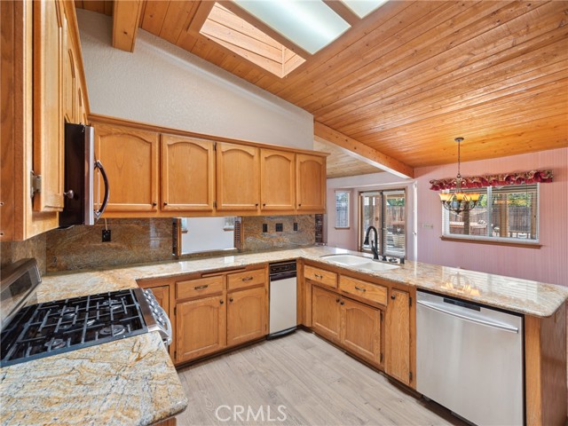 Detail Gallery Image 22 of 39 For 12586 Snapping Turtle Rd, Apple Valley,  CA 92308 - 3 Beds | 2 Baths