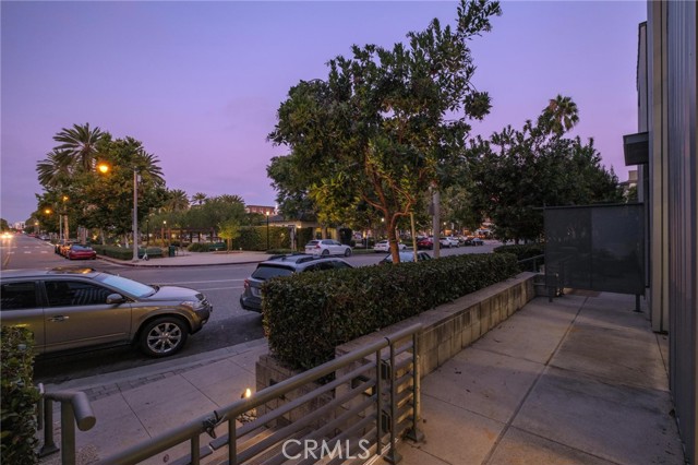 Detail Gallery Image 48 of 55 For 13045 Pacific Promenade #132,  Playa Vista,  CA 90094 - 1 Beds | 1/1 Baths