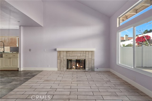 Detail Gallery Image 16 of 41 For 3327 Deaver Dr, Corona,  CA 92882 - 3 Beds | 3 Baths
