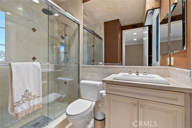 Ensuite Bath #3