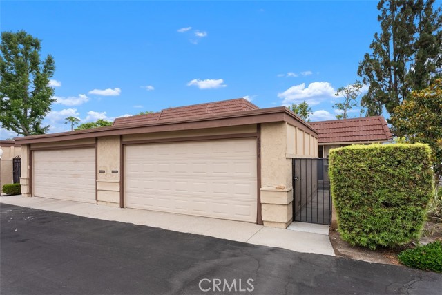 Detail Gallery Image 4 of 30 For 6814 Southampton Dr, Cypress,  CA 90630 - 3 Beds | 2 Baths