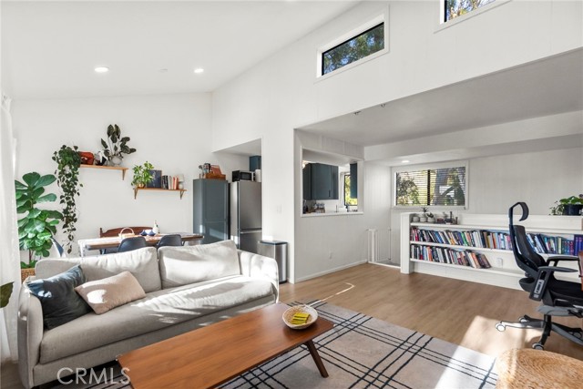 Detail Gallery Image 24 of 33 For 6475 Twin Circle Ln #3,  Simi Valley,  CA 93063 - 2 Beds | 2 Baths