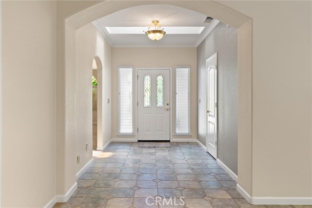 43 Edgewater Court, Chico CA: https://media.crmls.org/medias/03f31d79-59c0-4407-be22-d532c6675e2d.jpg