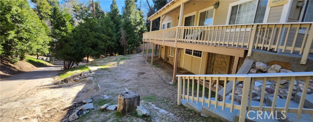 29164 South Lane, Cedar Glen CA: https://media.crmls.org/medias/03f3260b-f139-4d80-971a-df7bd9e7f723.jpg
