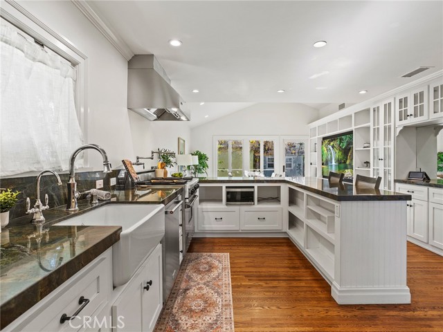 Detail Gallery Image 8 of 62 For 10404 Margate St, North Hollywood,  CA 91601 - 3 Beds | 2 Baths