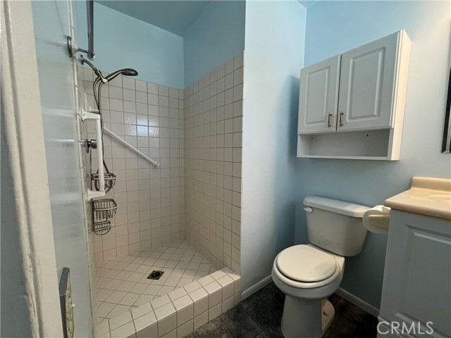 Detail Gallery Image 5 of 13 For 23837 Welby, West Hills,  CA 91307 - 4 Beds | 3 Baths