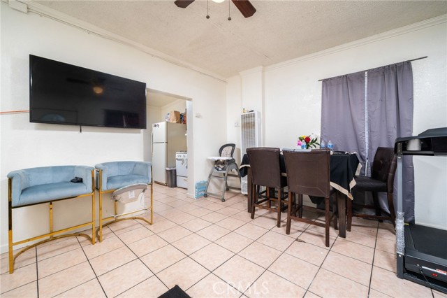 Detail Gallery Image 7 of 66 For 11986 White Ave, Adelanto,  CA 92301 - 4 Beds | 3 Baths