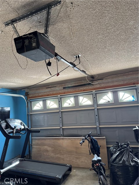 Detail Gallery Image 13 of 13 For 823 E Avenue J9, Lancaster,  CA 93535 - 4 Beds | 3 Baths