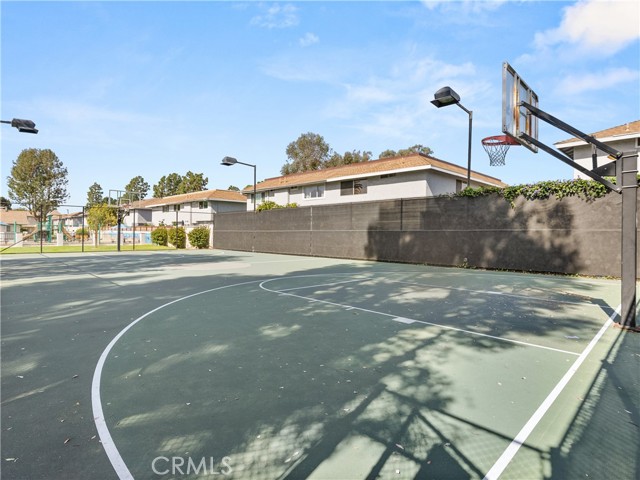 Detail Gallery Image 36 of 46 For 19905 Keswick, Huntington Beach,  CA 92646 - 3 Beds | 2/1 Baths