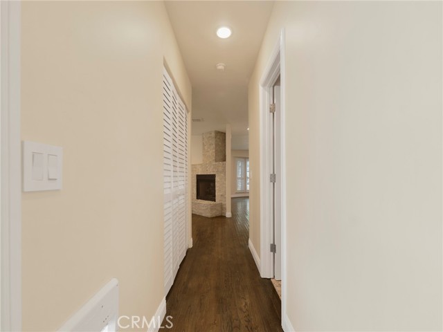 Detail Gallery Image 14 of 33 For 4231 Stern, Sherman Oaks,  CA 91423 - 4 Beds | 3 Baths