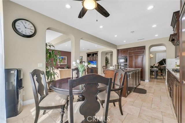 Detail Gallery Image 33 of 45 For 3328 S Crawford, Santa Ana,  CA 92704 - 5 Beds | 4/1 Baths