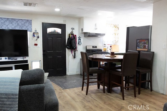 Detail Gallery Image 8 of 11 For 4200 Maple Trail, Frazier Park,  CA 93225 - 1 Beds | 1 Baths