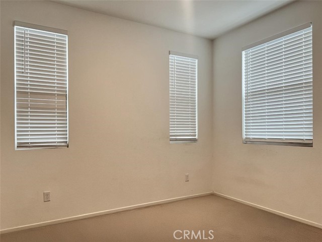 Detail Gallery Image 8 of 25 For 3897 Boulder Dr, Jurupa Valley,  CA 92509 - 4 Beds | 4 Baths