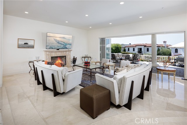 Detail Gallery Image 10 of 41 For 77 Ritz Cove Dr, Dana Point,  CA 92629 - 5 Beds | 5/1 Baths