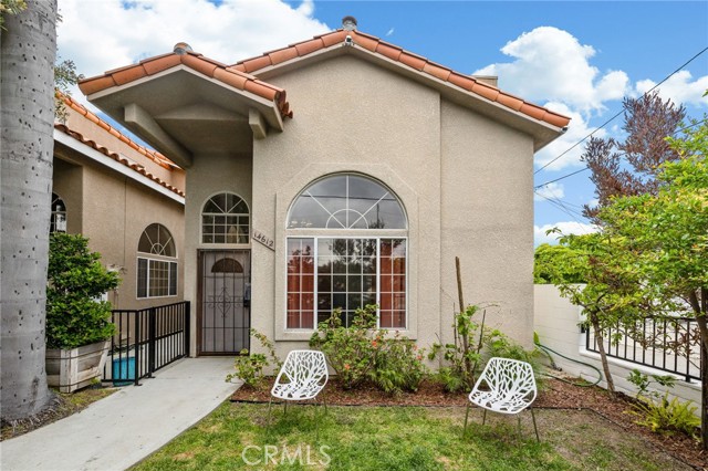 Detail Gallery Image 1 of 35 For 14612 Kingsdale Ave, Lawndale,  CA 90260 - 3 Beds | 2/1 Baths