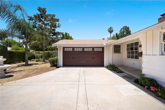 Detail Gallery Image 25 of 30 For 6820 Encino Ave, Van Nuys,  CA 91406 - 3 Beds | 2 Baths