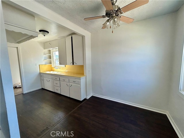 20 S Vega Street, Alhambra CA: https://media.crmls.org/medias/03f9a78e-d627-4846-9d5d-8221ed991747.jpg