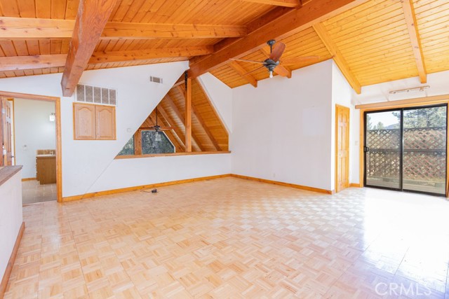 2208 Bernina, Pine Mountain Club CA: https://media.crmls.org/medias/03f9d92d-7f4c-4b52-83d1-0a36d6a6b7ec.jpg