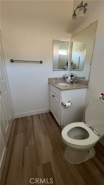 Detail Gallery Image 14 of 21 For 20349 Barrel, Riverside,  CA 92507 - 5 Beds | 3/1 Baths