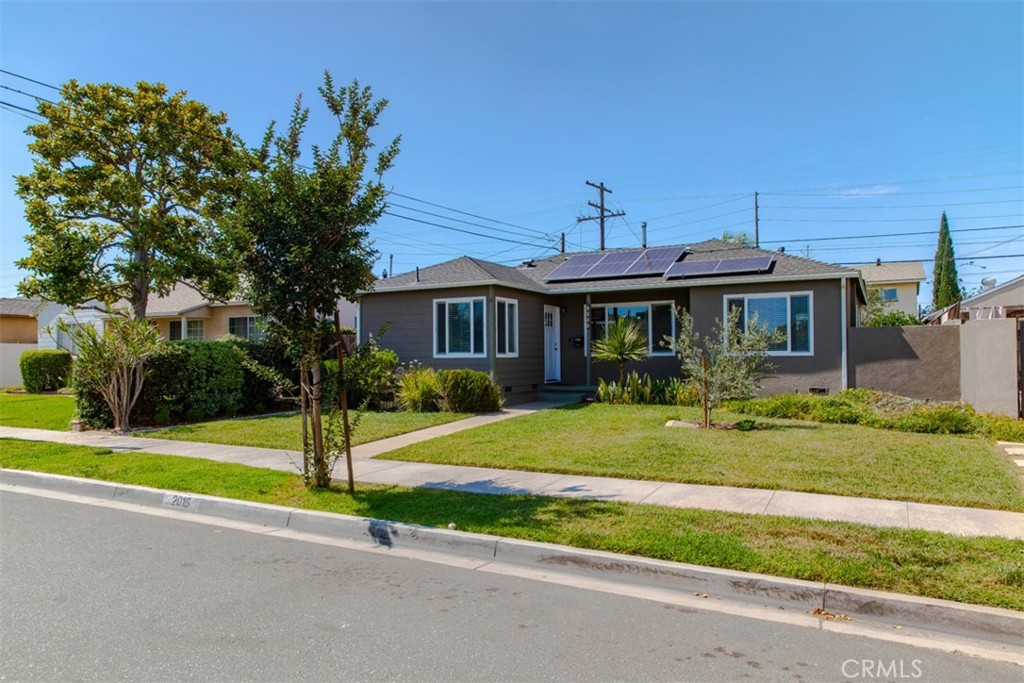 2015 W 152nd Street