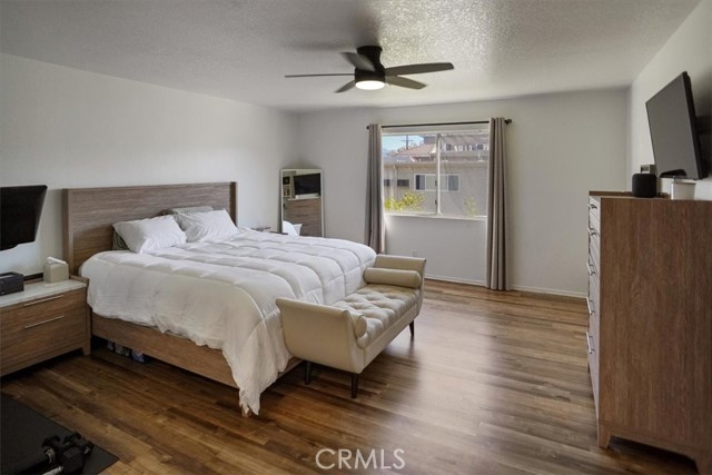Detail Gallery Image 8 of 16 For 11044 Acama, North Hollywood,  CA 91602 - 2 Beds | 2 Baths