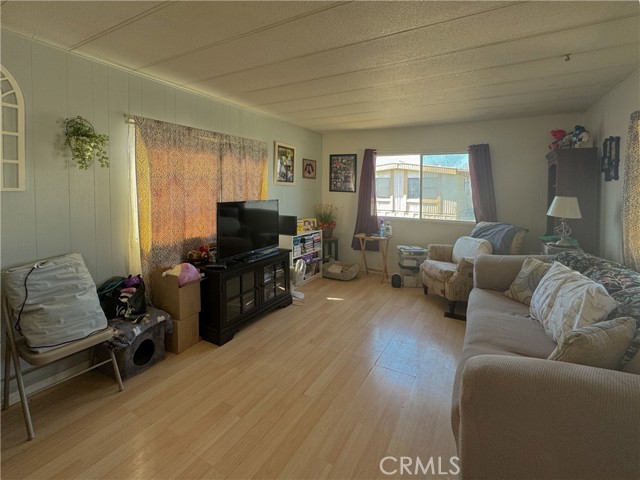 Detail Gallery Image 4 of 17 For 1600 E Clark Ave #112, Santa Maria,  CA 93454 - 1 Beds | 1 Baths