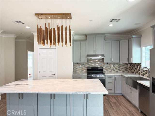 Detail Gallery Image 4 of 13 For 8802 Ramona Bld, Rosemead,  CA 91770 - 3 Beds | 2 Baths