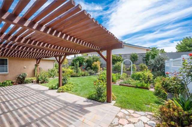 Detail Gallery Image 23 of 46 For 25612 Oakbar Ct, Newhall,  CA 91321 - 4 Beds | 3 Baths